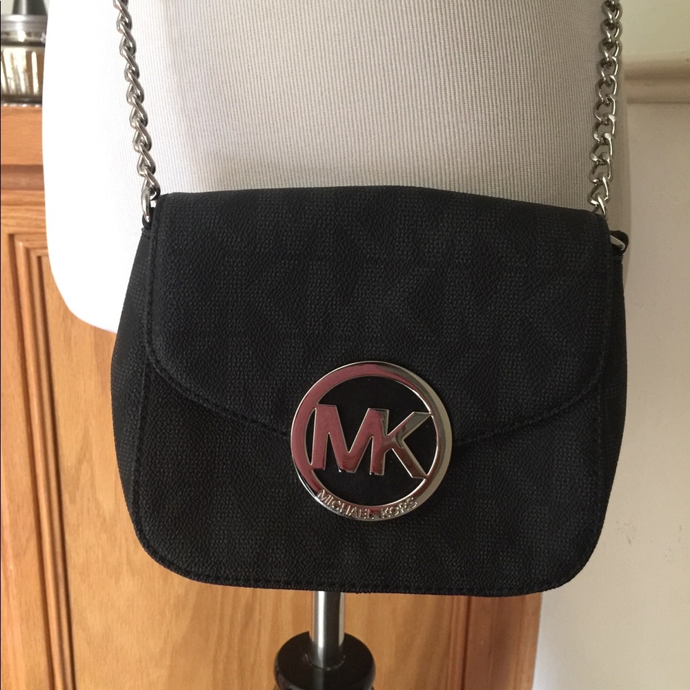 ❌❌❌SOLD❌❌❌Michael Kors  crossbody Purse